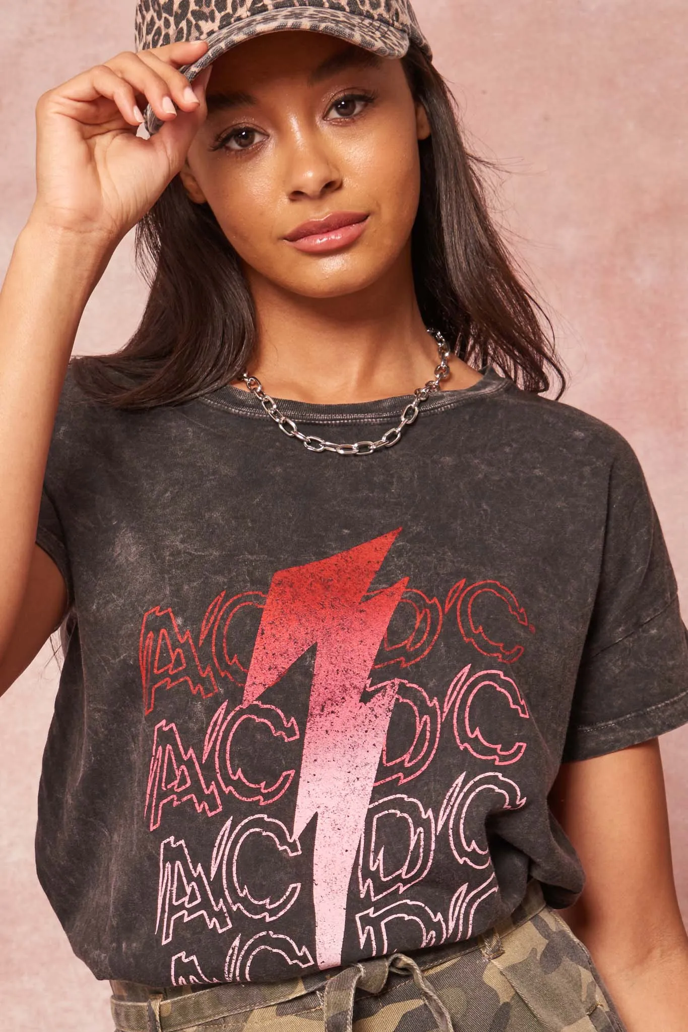 AC/DC Lightning Bolt Vintage-Wash Graphic Tee