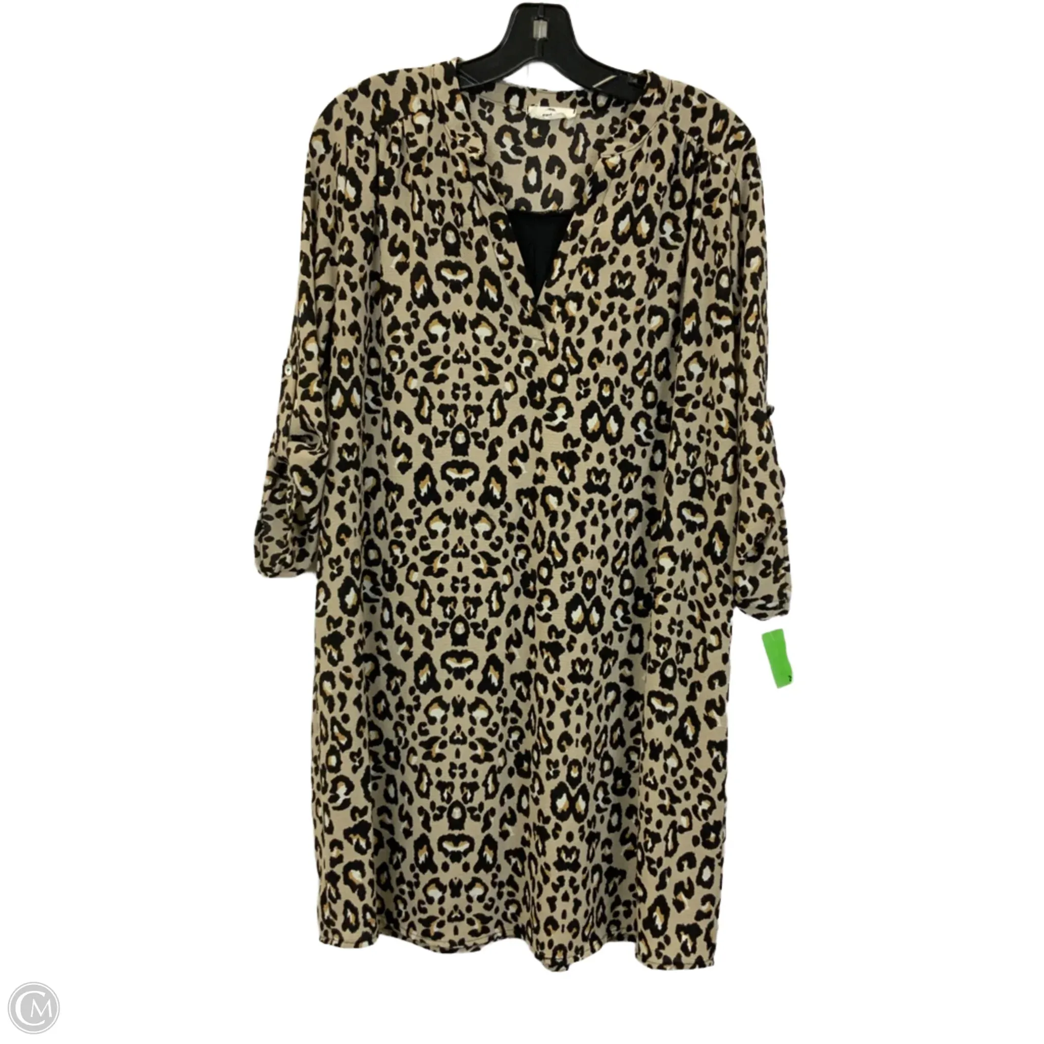 Dress Casual Short By Entro In Animal Print, Size: M