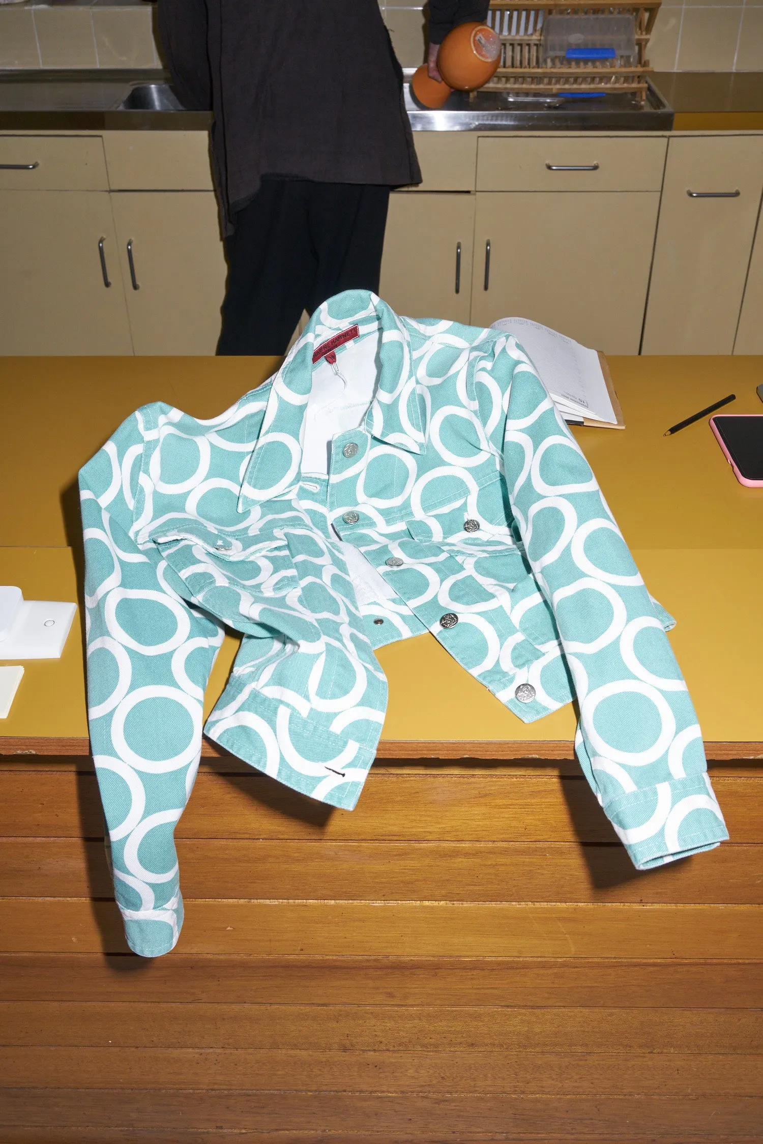 Katharine Hamnett Denim 1990s circle print denim jacket and jeans suit - S M