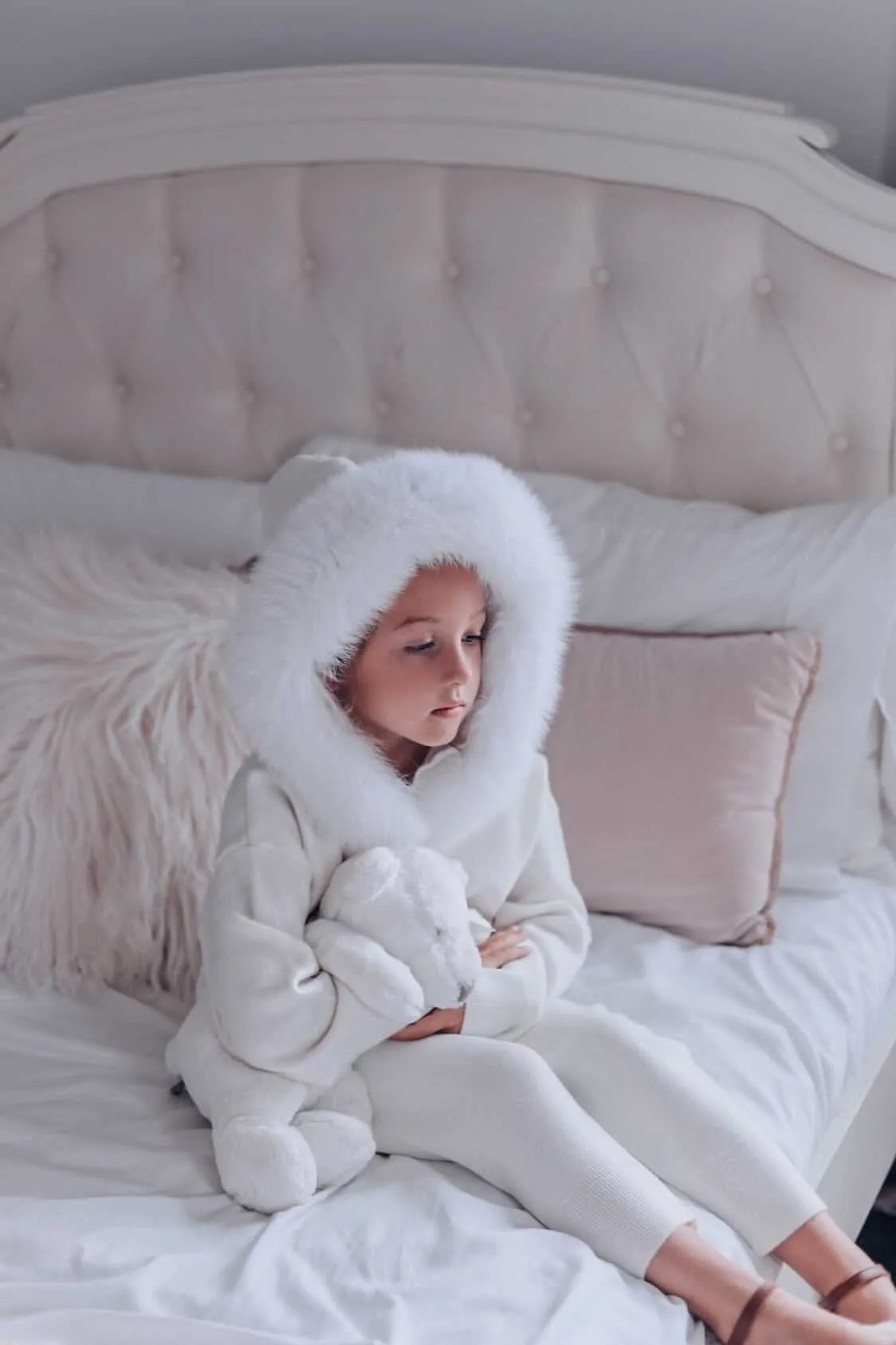 Knitted lounge suit / Ivory