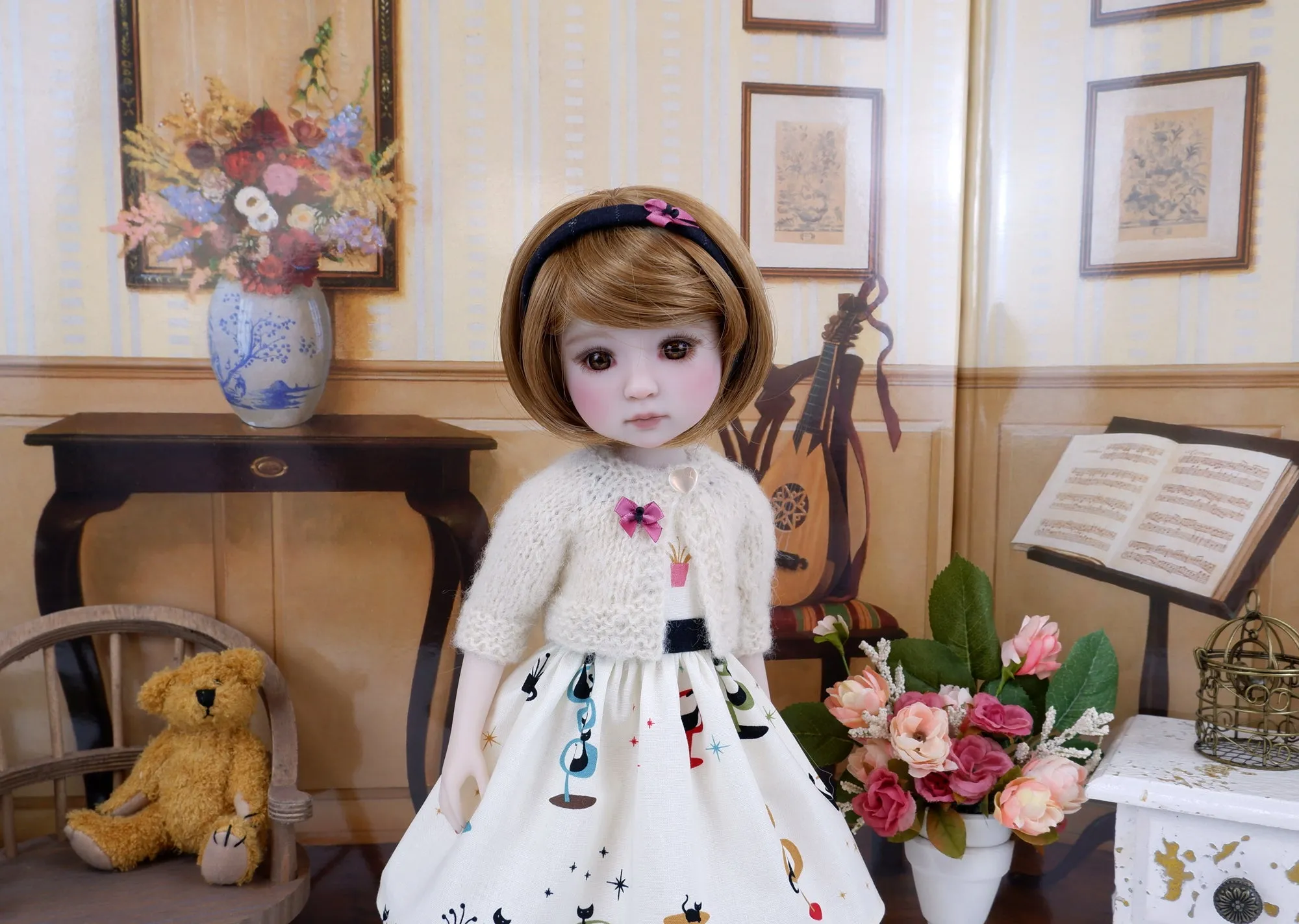 Miss Kitty - dress & sweater with shoes for Ruby Red Fashion Friends doll