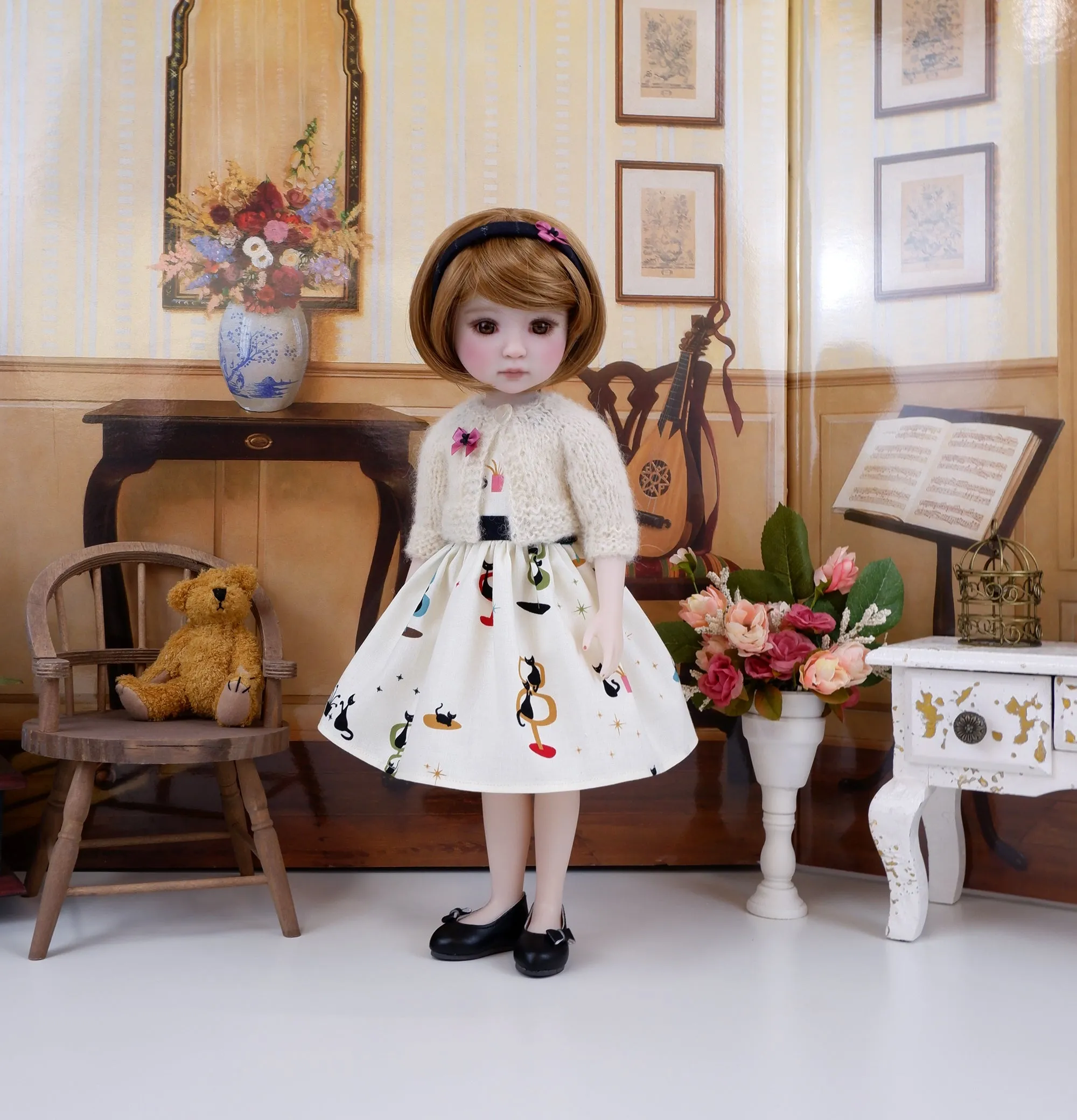 Miss Kitty - dress & sweater with shoes for Ruby Red Fashion Friends doll