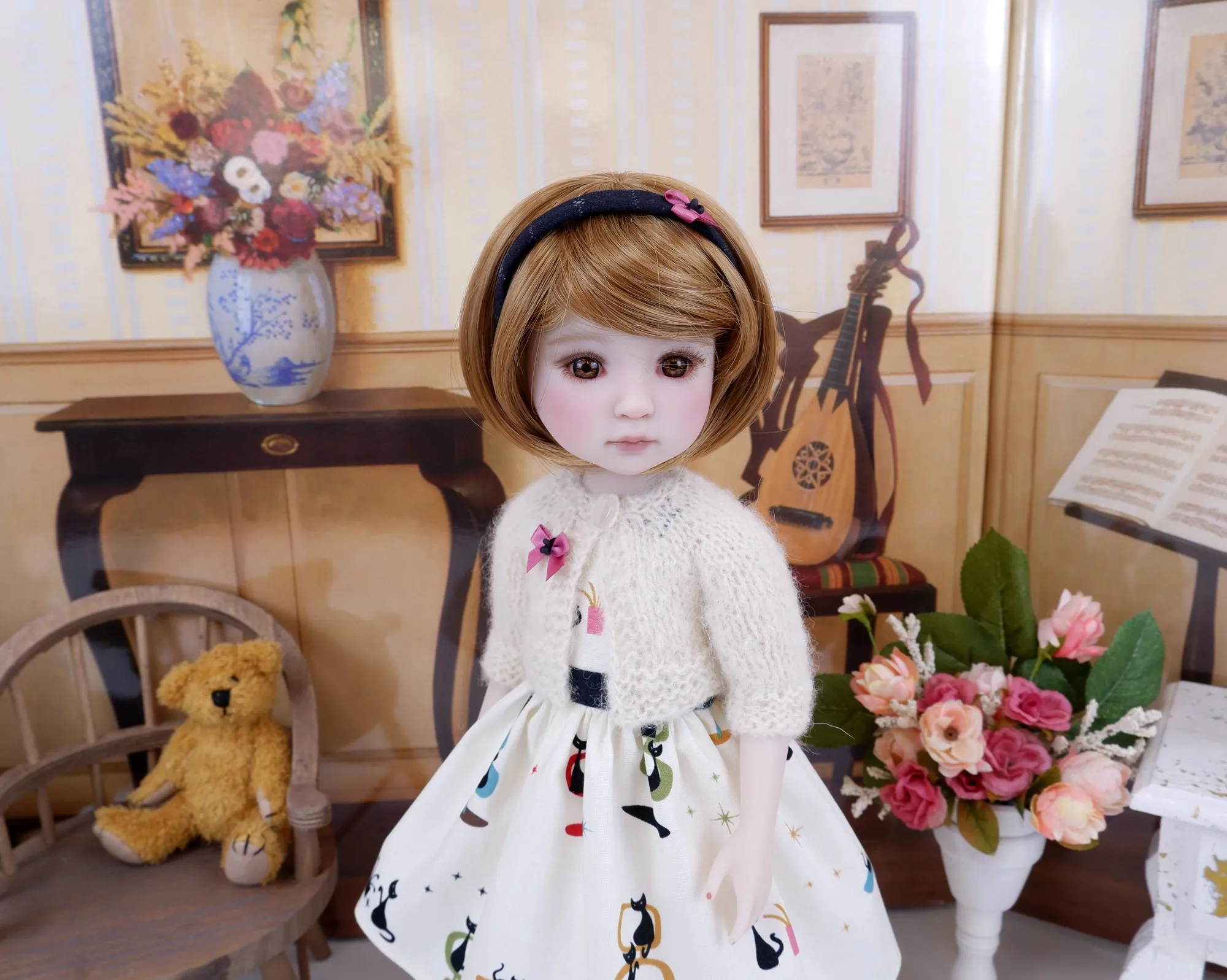 Miss Kitty - dress & sweater with shoes for Ruby Red Fashion Friends doll